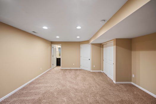 58-web-or-mls-3806 Southern Ave (58 of 63)