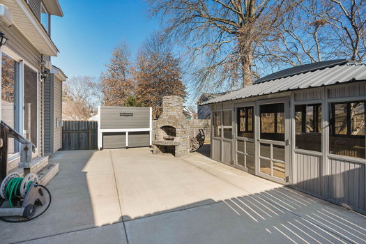 6-web-or-mls-3806 Southern Ave (6 of 63)