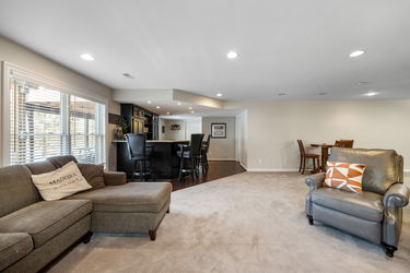 70-web-or-mls-7097 Shawnee Hills Dr (70 of 81)