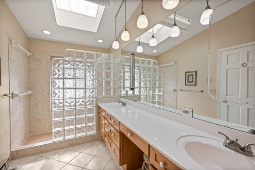 71-web-or-mls-33 Carpenters Ridge (71 of 106)