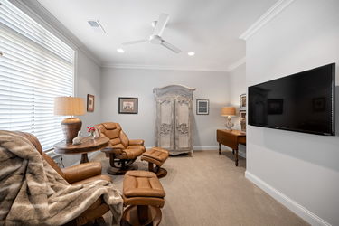 78-web-or-mls-2595 Perkins Ln (78 of 95)