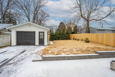 9-web-or-mls-7025 Wallace Ave (9 of 72)