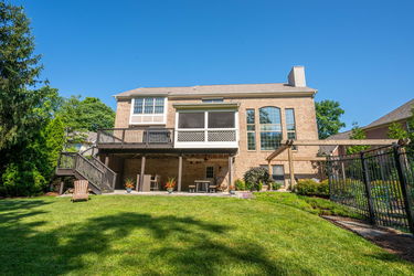 9-web-or-mls-7097 Shawnee Hills Dr (9 of 33)