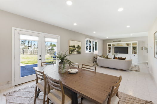 10-web-or-mls-9528 Croton Dr (10 of 30)