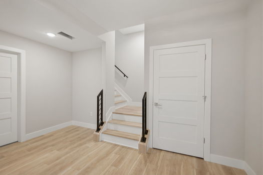 11-web-or-mls-100 W 13th St (11 of 27)