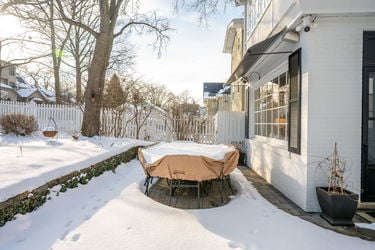 16-web-or-mls-2517 Observatory Ave (16 of 99)