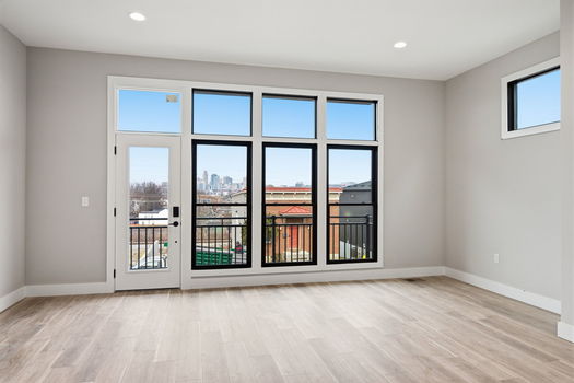 17-web-or-mls-100 W 13th St (17 of 27)