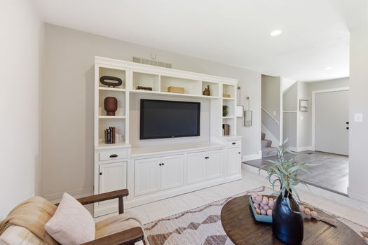 17-web-or-mls-9528 Croton Dr (17 of 30)