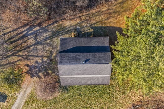 19-web-or-mls-6099 Millikin Rd (19 of 100)