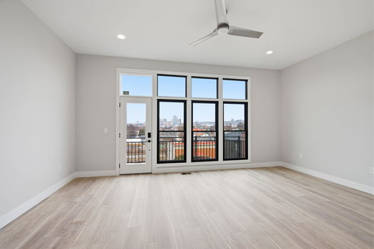 22-web-or-mls-100 W 13th St (22 of 27)