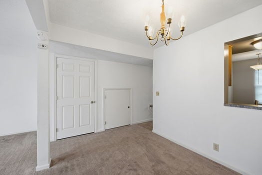 23-web-or-mls-34 Banberry Tr (23 of 36)