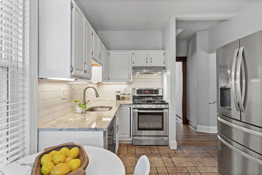 25-web-or-mls-3785 Drake Ave (25 of 42)