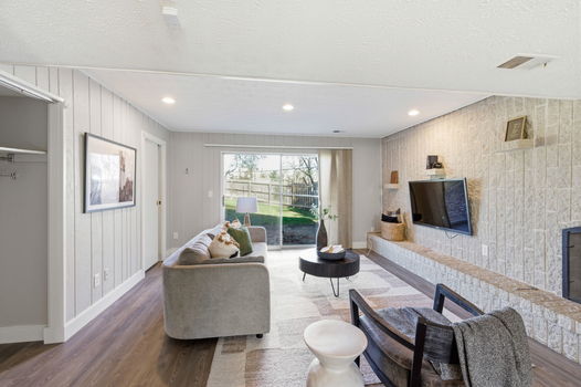 25-web-or-mls-9528 Croton Dr (25 of 30)