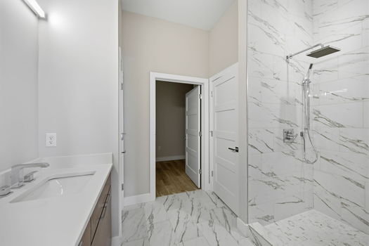 26-web-or-mls-100 W 13th St (26 of 27)