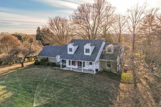 26-web-or-mls-6099 Millikin Rd (26 of 100)