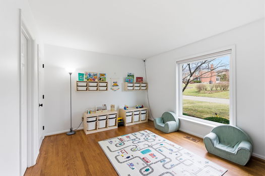 26-web-or-mls-9933 Hampstead Ct (26 of 106)