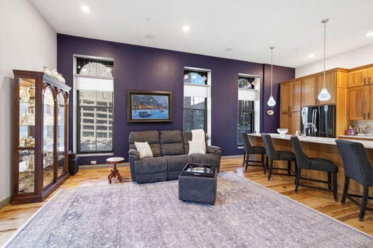 27-web-or-mls-411 Plum St Unit 302 (27 of 62)