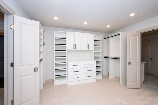 28-web-or-mls-9835 Orchard Trail-28