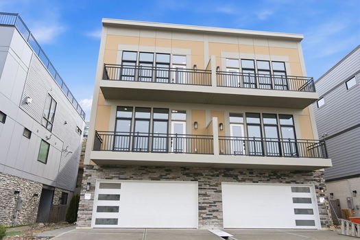 3-web-or-mls-100 W 13th St (3 of 27)