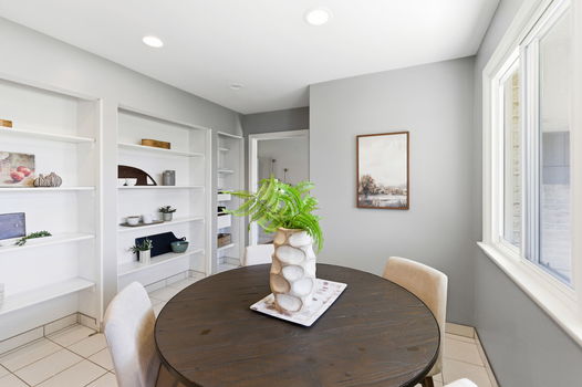 3-web-or-mls-9528 Croton Dr (3 of 30)