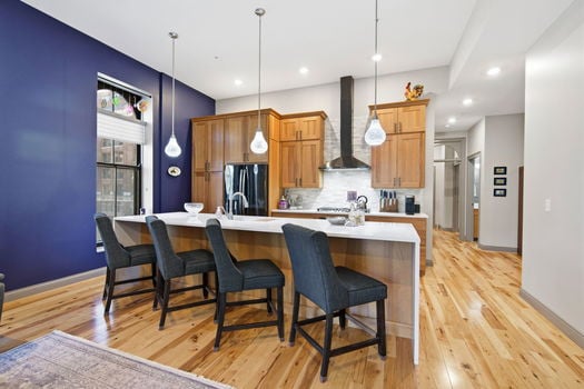 30-web-or-mls-411 Plum St Unit 302 (30 of 62)