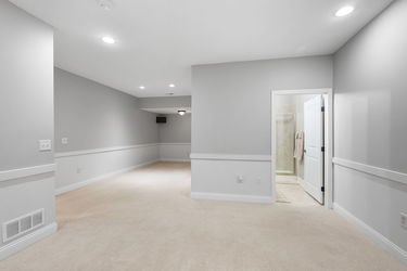 31-web-or-mls-1464 Riverside Dr (31 of 72)