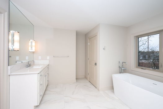 32-web-or-mls-9835 Orchard Trail-32