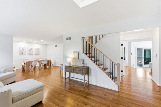 32-web-or-mls-9933 Hampstead Ct (32 of 106)