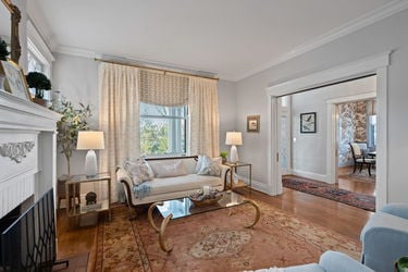 33-web-or-mls-2517 Observatory Ave (33 of 99)