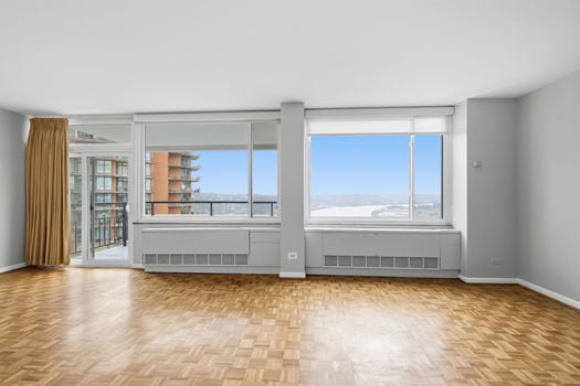 34-web-or-mls-2401 Ingleside Ave 4a (34 of 57)