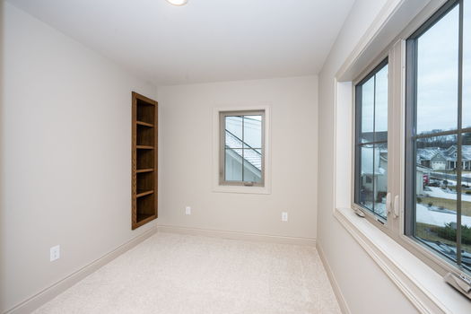 36-web-or-mls-9835 Orchard Trail-36