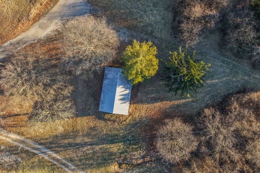 37-web-or-mls-6099 Millikin Rd (37 of 100)