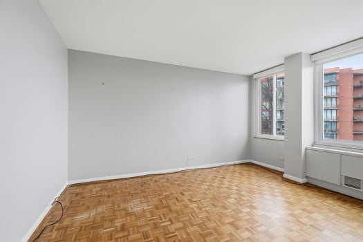 40-web-or-mls-2401 Ingleside Ave 4a (40 of 57)