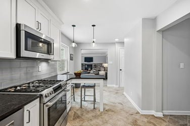 40-web-or-mls-6495 Dawson Rd (40 of 74)