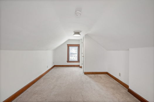 41-web-or-mls-3785 Drake Ave (41 of 42)