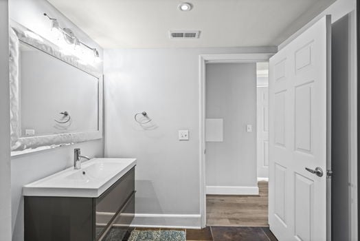 41-web-or-mls-551 E 13th St (41 of 41)