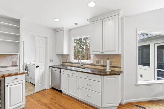 43-web-or-mls-9933 Hampstead Ct (43 of 106)