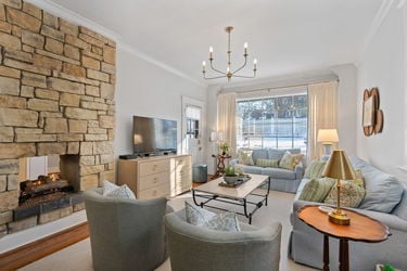 44-web-or-mls-2517 Observatory Ave (44 of 99)