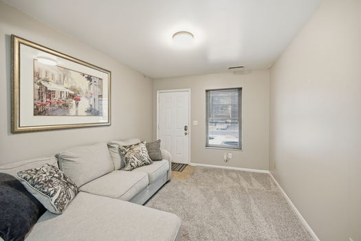 44-web-or-mls-416 Old Court St (44 of 50)