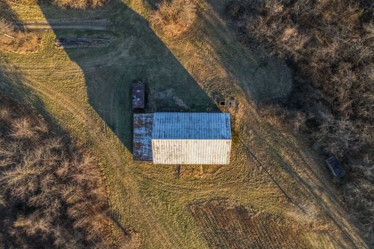 44-web-or-mls-6099 Millikin Rd (44 of 100)