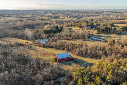 45-web-or-mls-6099 Millikin Rd (45 of 100)