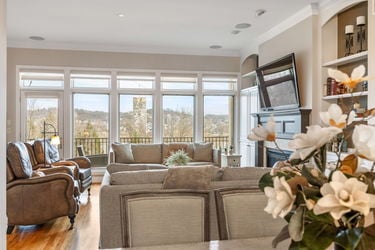 46-web-or-mls-1464 Riverside Dr (46 of 72)