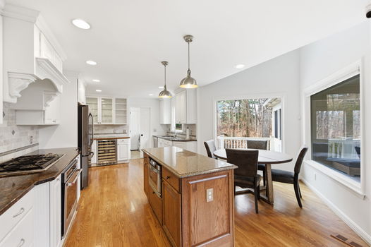 48-web-or-mls-9933 Hampstead Ct (48 of 106)