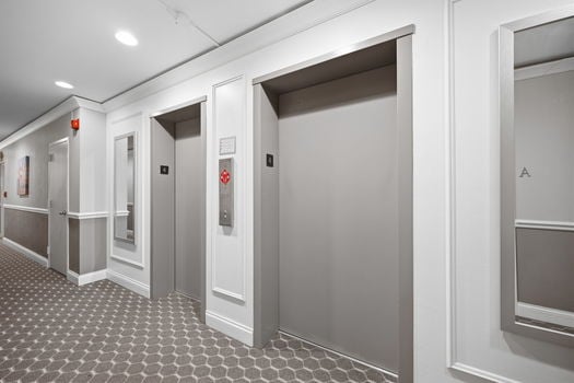 51-web-or-mls-2401 Ingleside Ave 4a (51 of 57)