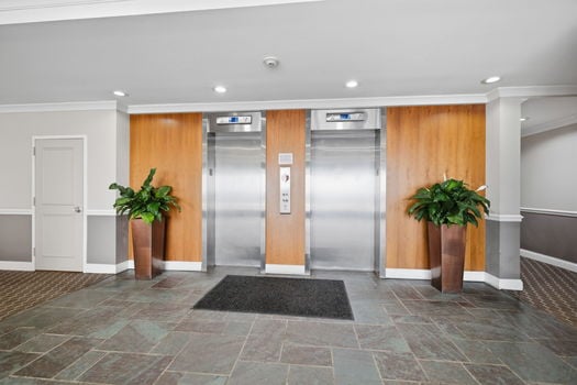 53-web-or-mls-2401 Ingleside Ave 4a (53 of 57)