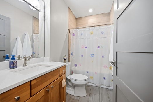 54-web-or-mls-411 Plum St Unit 302 (54 of 62)