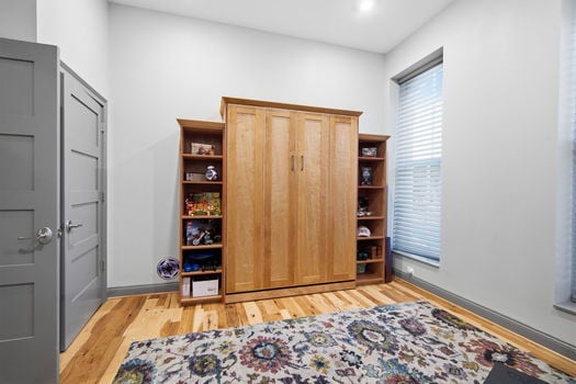 55-web-or-mls-411 Plum St Unit 302 (55 of 62)