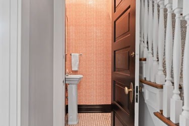 58-web-or-mls-2517 Observatory Ave (58 of 99)