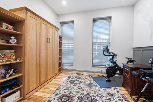 58-web-or-mls-411 Plum St Unit 302 (58 of 62)