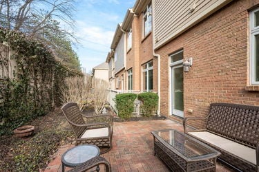 6-web-or-mls-1464 Riverside Dr (6 of 72)